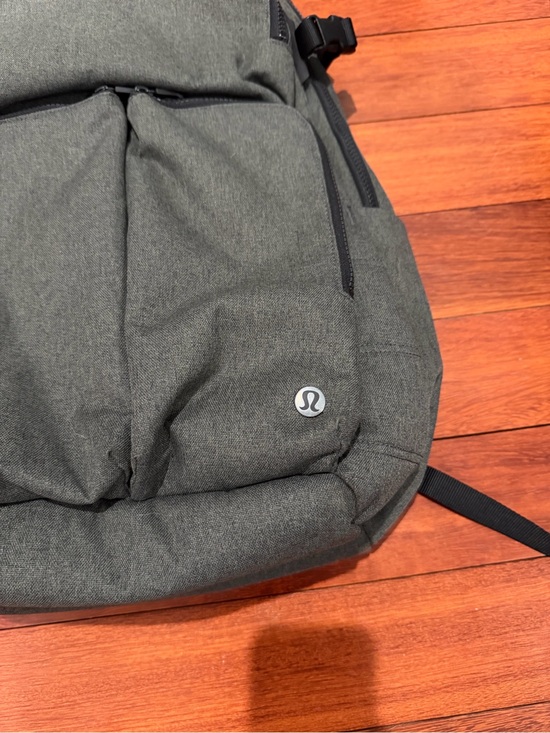 32 liter travel backpack The Pakt - The Ultimate Carry-on Bag for Travelers Color:MoonGlow Flash Brands_Ilander Lures lululemon athletica | Bags performance companion engineered for